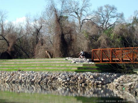 Walking trails on Buffalo Bayou Photo - Houston, Texas 