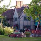 For Shakespeare's Party, Reviews on All His Houses Photo