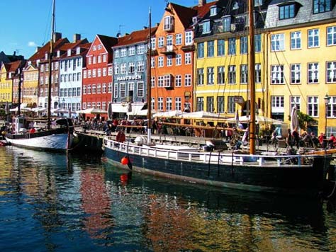 Summer in Copenhagen: Sneak Into a Palace & More Photo